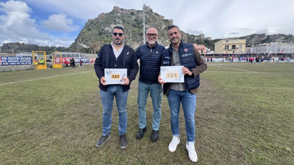 Ospiti del Milazzo calcio prima della sfida contro l'Avola